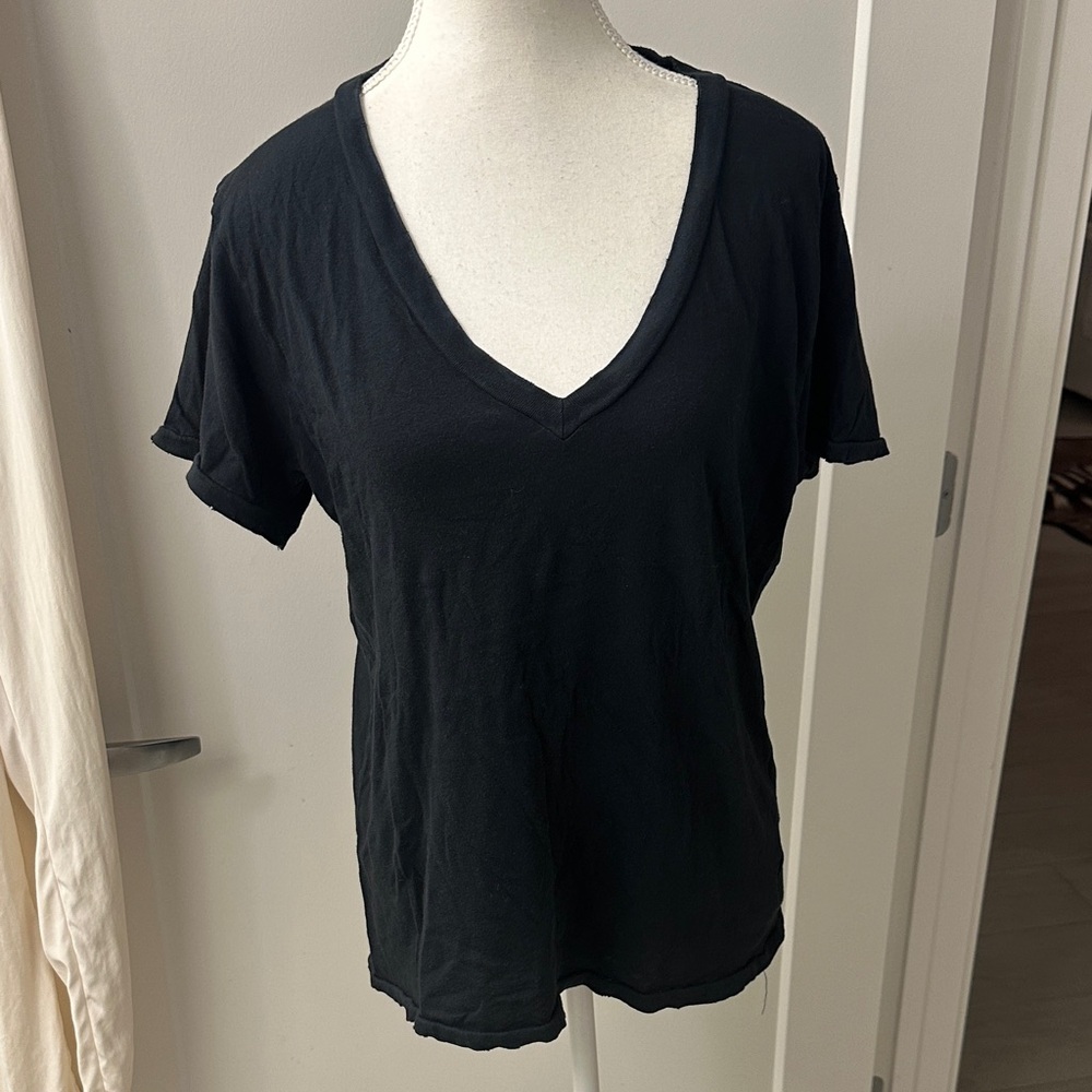 Current/Elliott Perfect V-Neck Tee in black beauty size 2